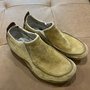 Patagonia Cardon Dark Bamboo Skywalk Loafers Leather slip-ons size 7.5